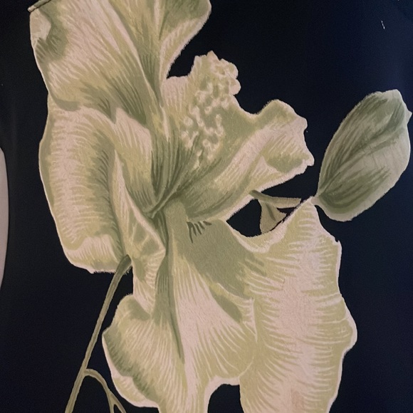 Black dress - Picture 8 of 9